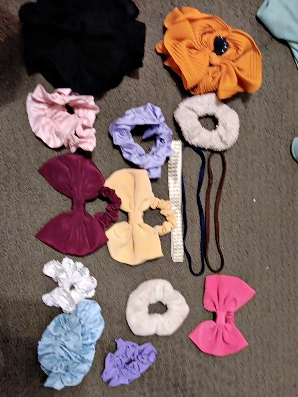 Assorted Hair Accessories Pink & Purple